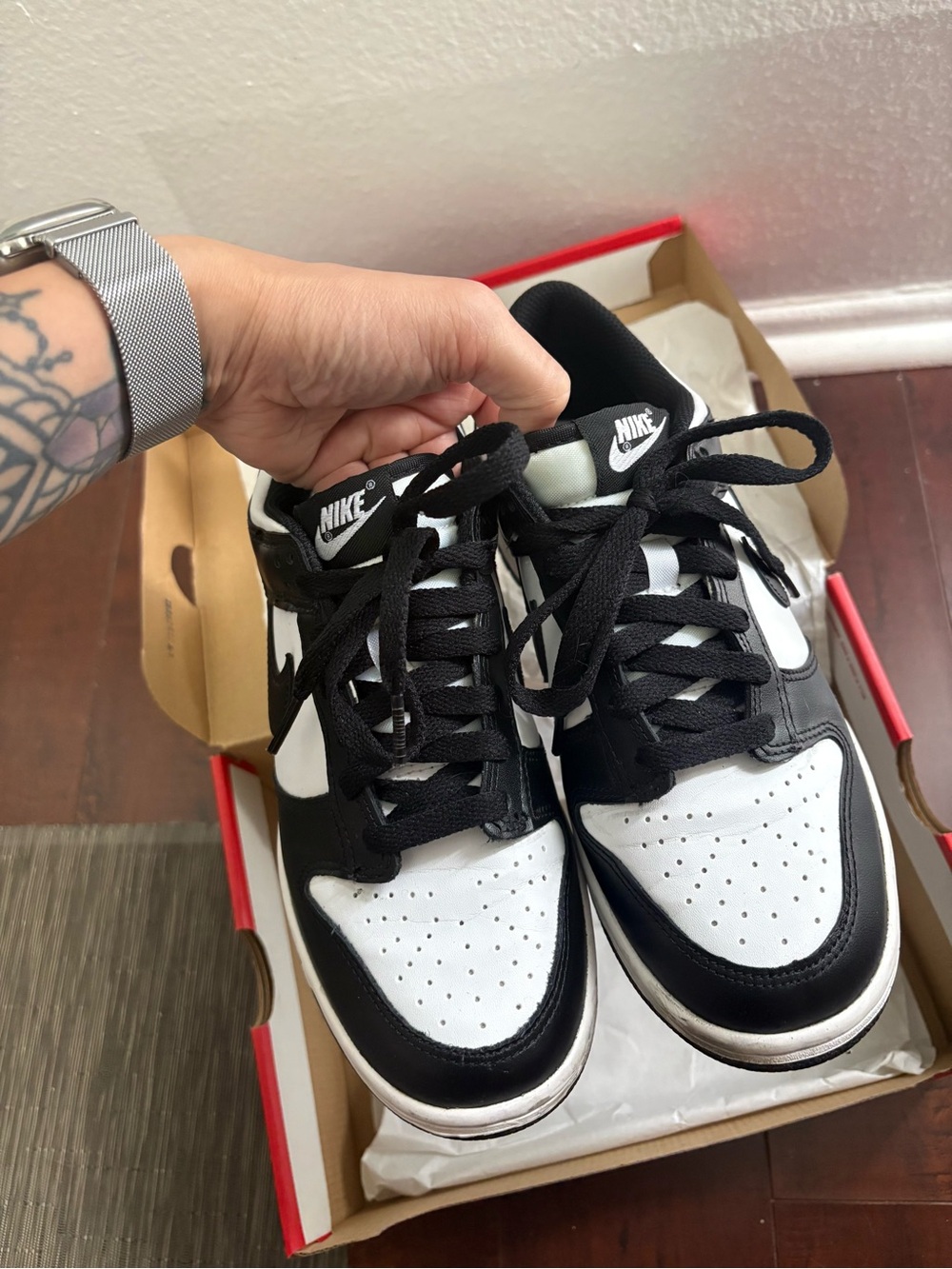 Nike Dunks Low (GS) - Picture 4 of 9